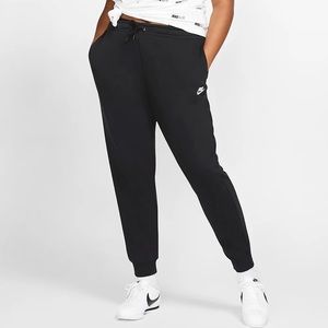 Nike Fleece Joggers NWT